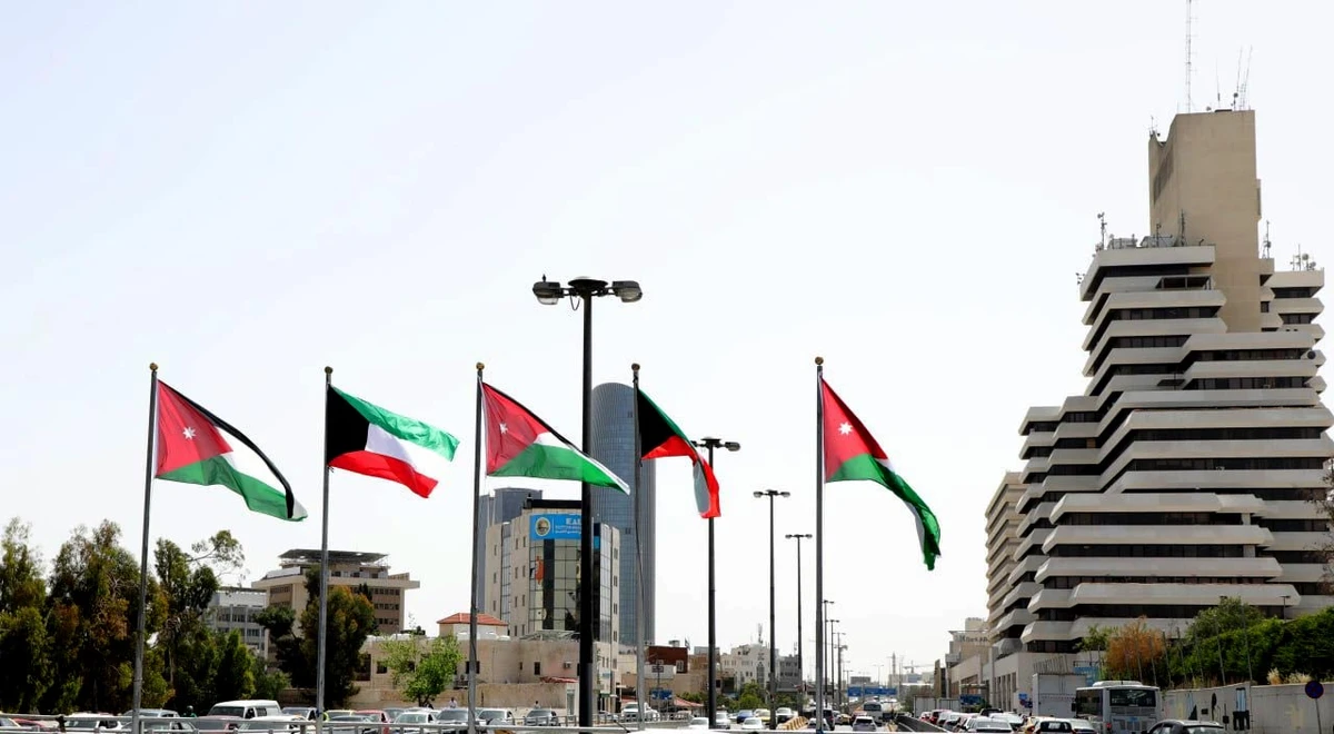 Their Majesties and Highnesses discussed reaching a just solution to the Palestinian issue and implementing the two-state solution. (Petra news agency)