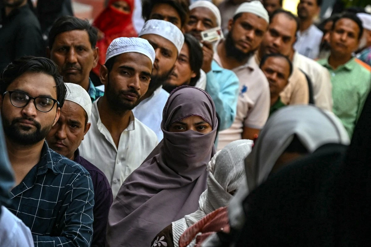 Voter turnout slumps, Modi ‘wave’ missing from India’s 2024 polls