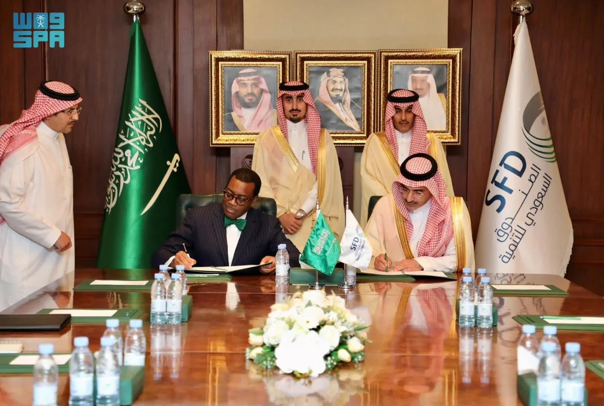 CEO of the Saudi Fund for Development Sultan bin Abdulrahman Al-Marshad signed the deal with the President of the African Development Bank Group Akinwumi Adesina. Shutterstock