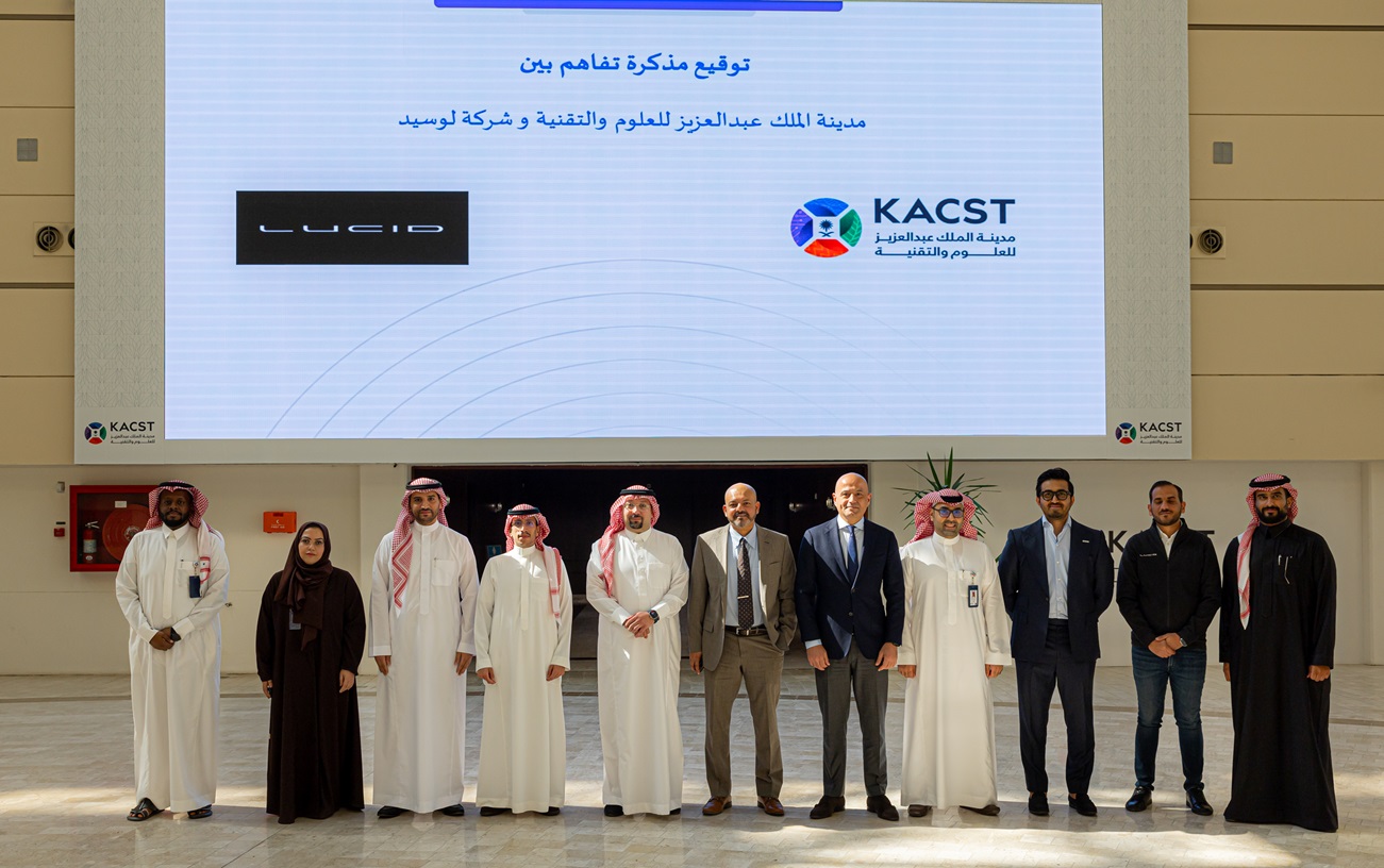 The Memorandum of Understanding was signed by the Senior Vice President of KACST for Research and Development Sector. Talal bin Ahmed Al-Sudairi, and the Vice President and Managing Director of Lucid Middle East Faisal Sultan, in the presence of the President of KACST, Mounir bin Mahmoud Al-Desouki, and a number of officials from both sides. Supplied