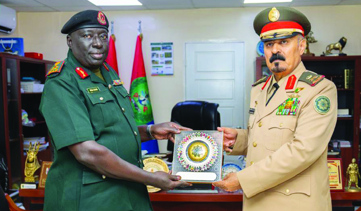 Maj. Gen. Mamat O. Cham receives Maj. Gen. Mohammed bin Saeed Al-Moghedi in Banjul. (Supplied)