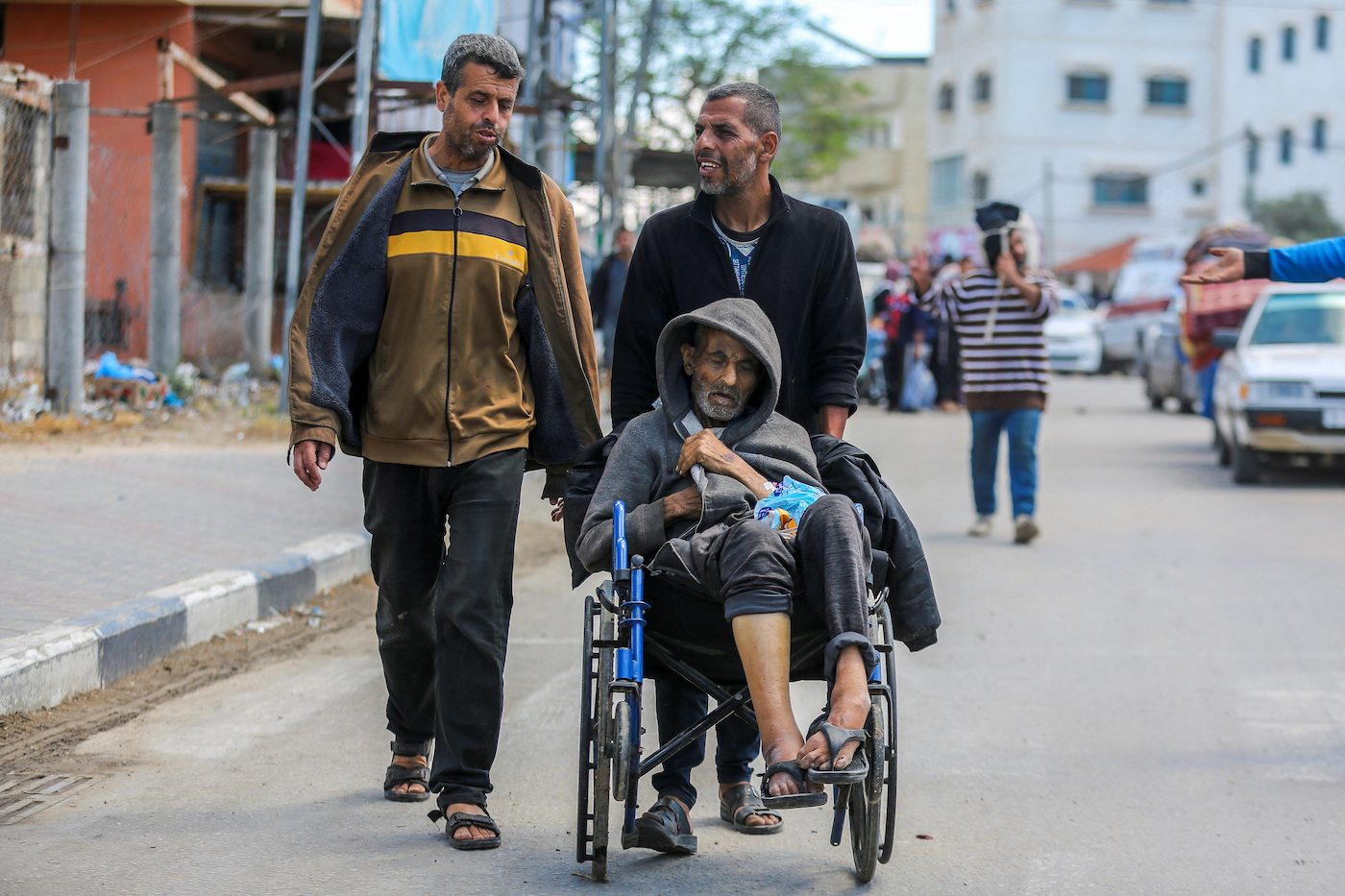 People flee the eastern parts of Rafah after the Israeli military began evacuating Palestinian civilians ahead of a threatened assault on the southern Gazan city on May 6, 2024. (Reuters)