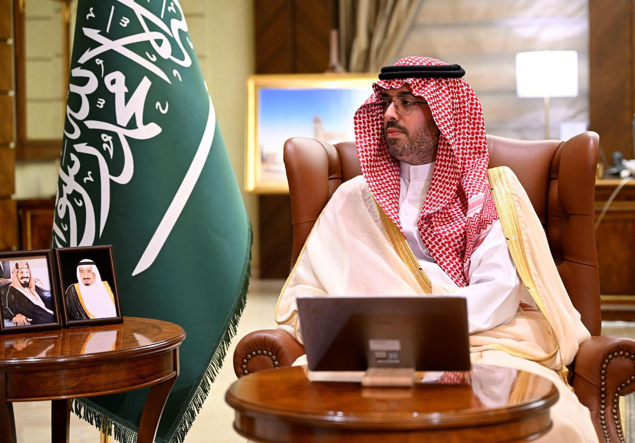 Jeddah Gov. Prince Saud bin Abdullah bin Jalawi inaugurated the work-family balance initiative on Sunday. (SPA)