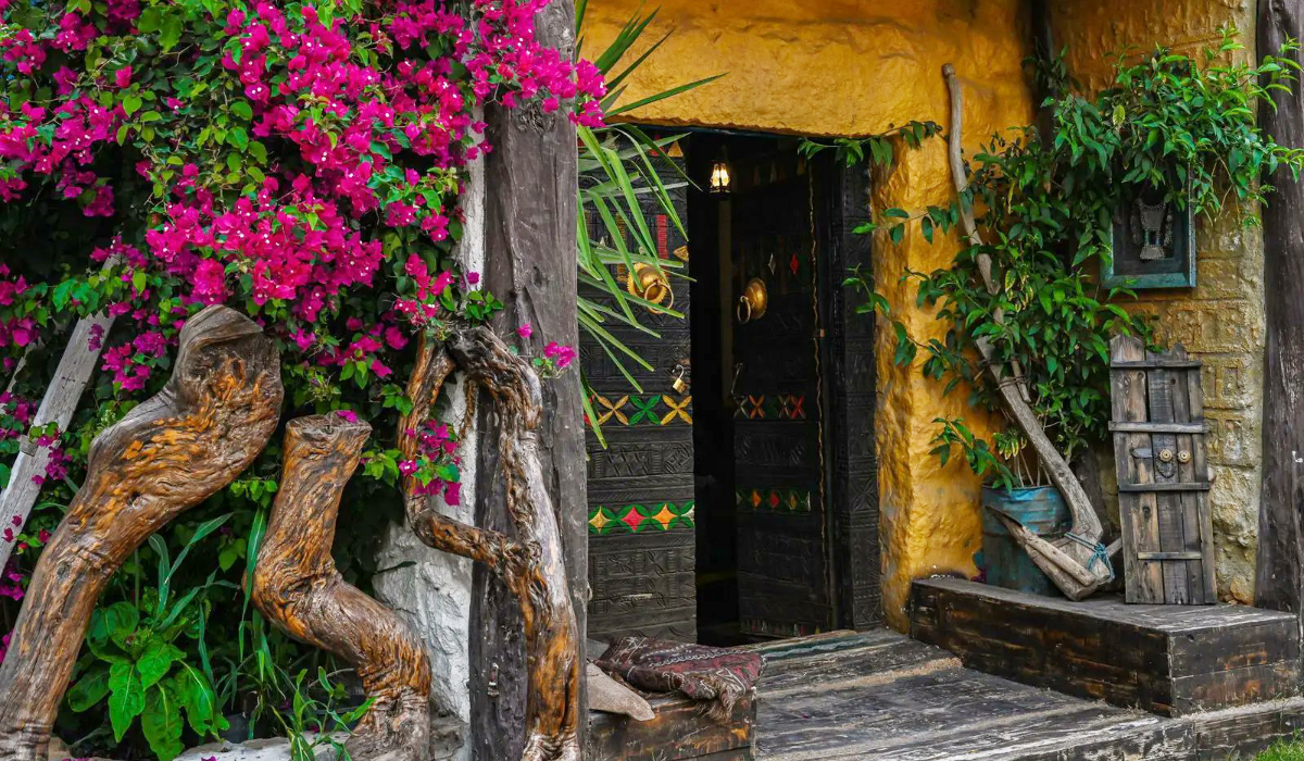 Baha’s lodges provide visitors with a look into the past, a taste of a simpler time that many people long for. (SPA)