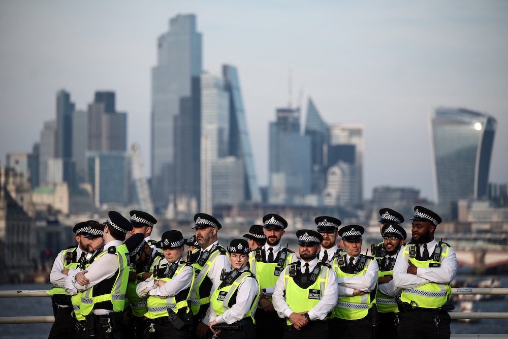 Metropolitan Police officers were called to the scene at about 6 p.m. following reports of violence. (AFP file photo)