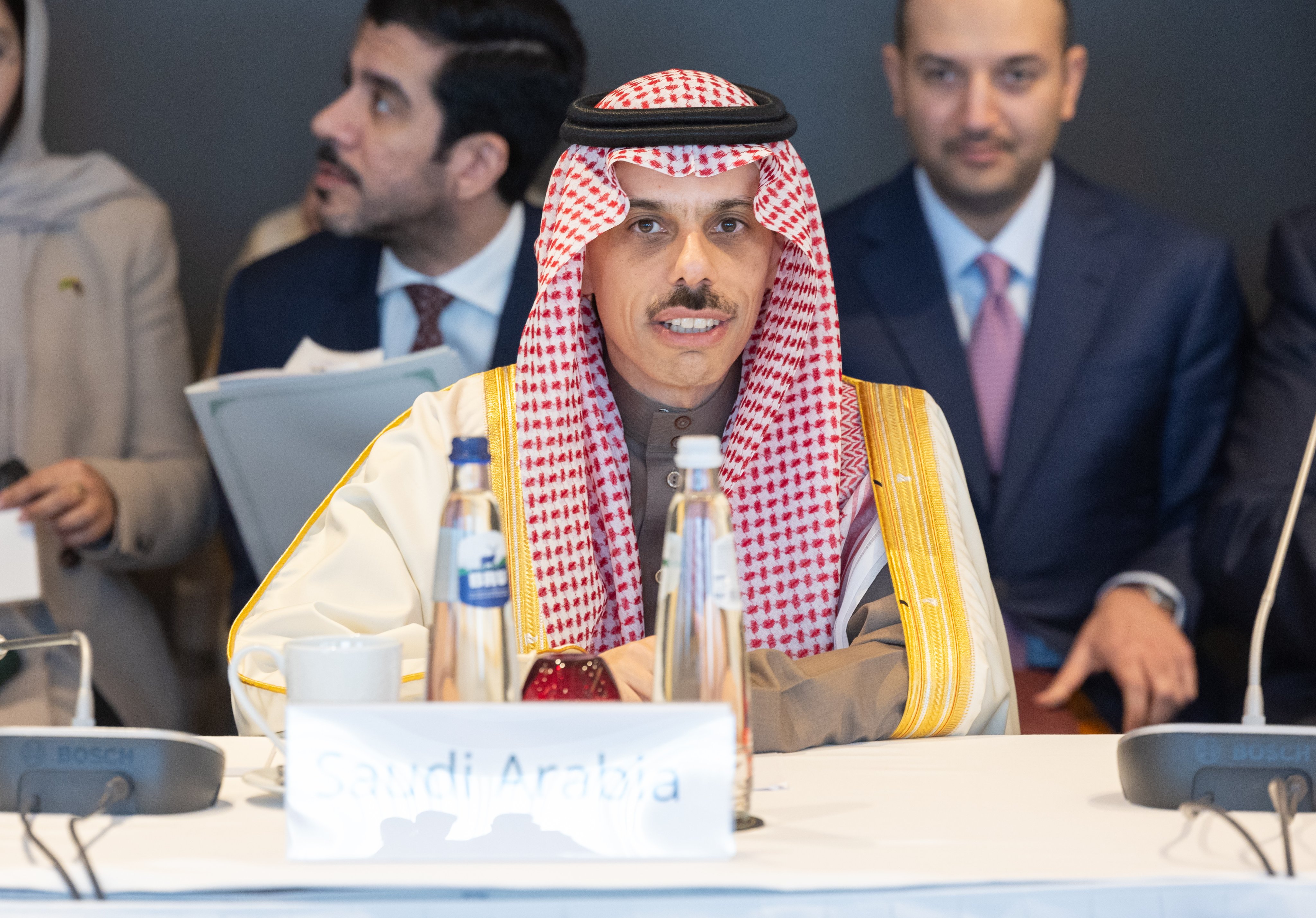 Saudi Foreign Minister Prince Faisal bin Farhan co-chairs a meeting on a coordinated approach to the recognition of Palestine in Brussels on Sunday. (SPA)