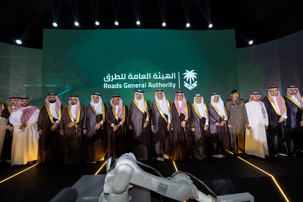 Saleh Al-Jasser, Minister of Transport and Logistics and Chairman of the Board of Directors of General Authority for Roads is flanked by officials and road specialists during the launch of the Saudi Road Code on Monday (May 27) in Riyadh. (Supplied)