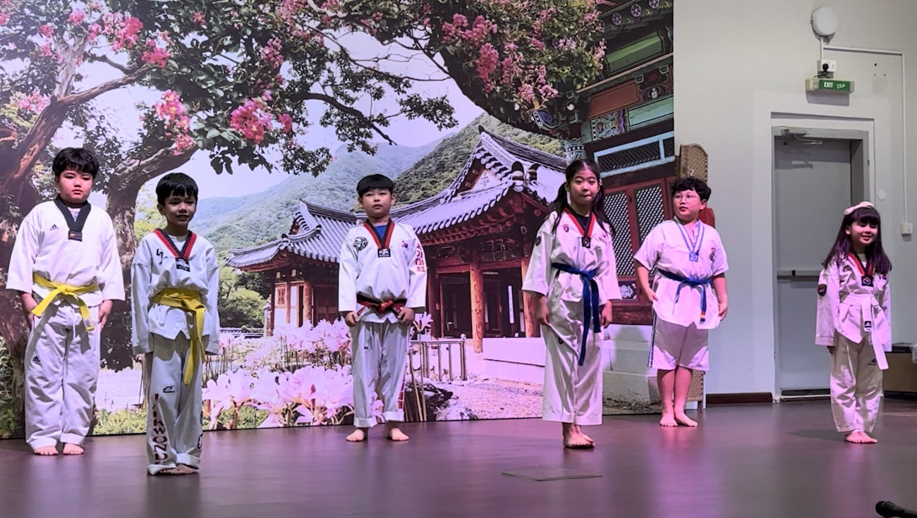 The festival introduced locals to Korean heritage and culture through crafts, food, music, talent shows, games, and traditional clothing. (Supplied)