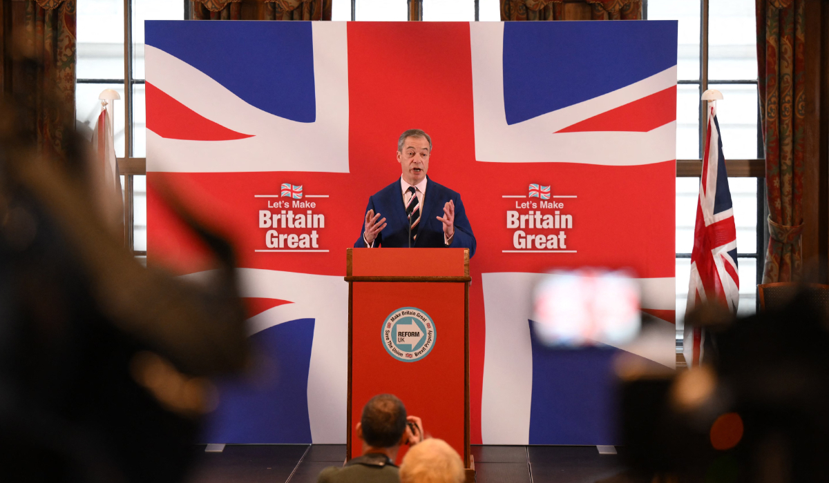 Anti-EU and Brexit campaigner Nigel Farage speaks during a press conference in central London. (AFP file photo)