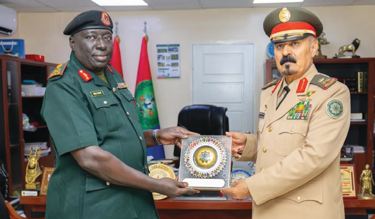 Al-Moghedi meets Gambia’s chief of defense staff in Banjul