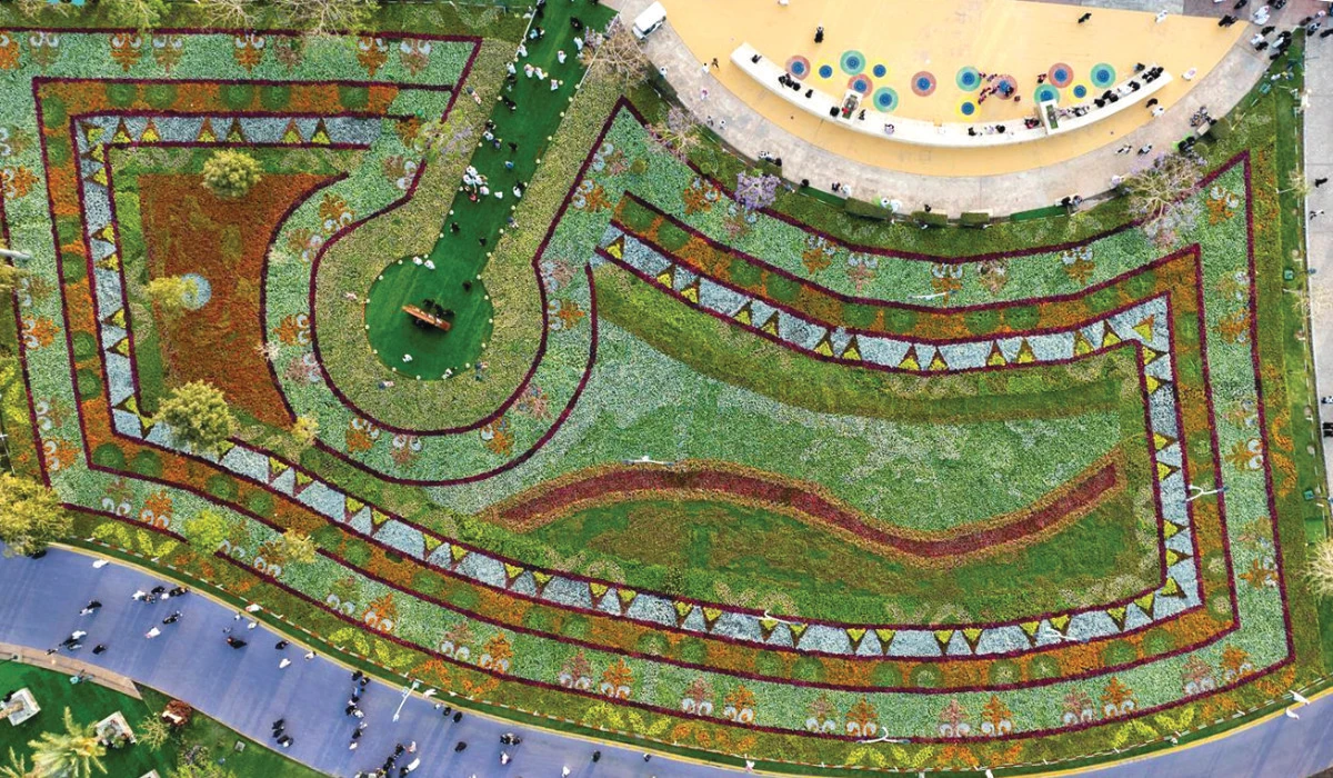 The 19th Taif Rose Festival, themed ‘Qetaf’ meaning ‘Picking Time,’ coincides with the harvest season and will run until May 12. (SPA)