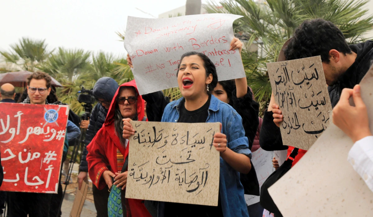 Activists demonstrate outside the delegation of the European Union to Tunisia against migrant deals with EU, in the capital Tunis, Thursday, May 9, 2024. (AP)