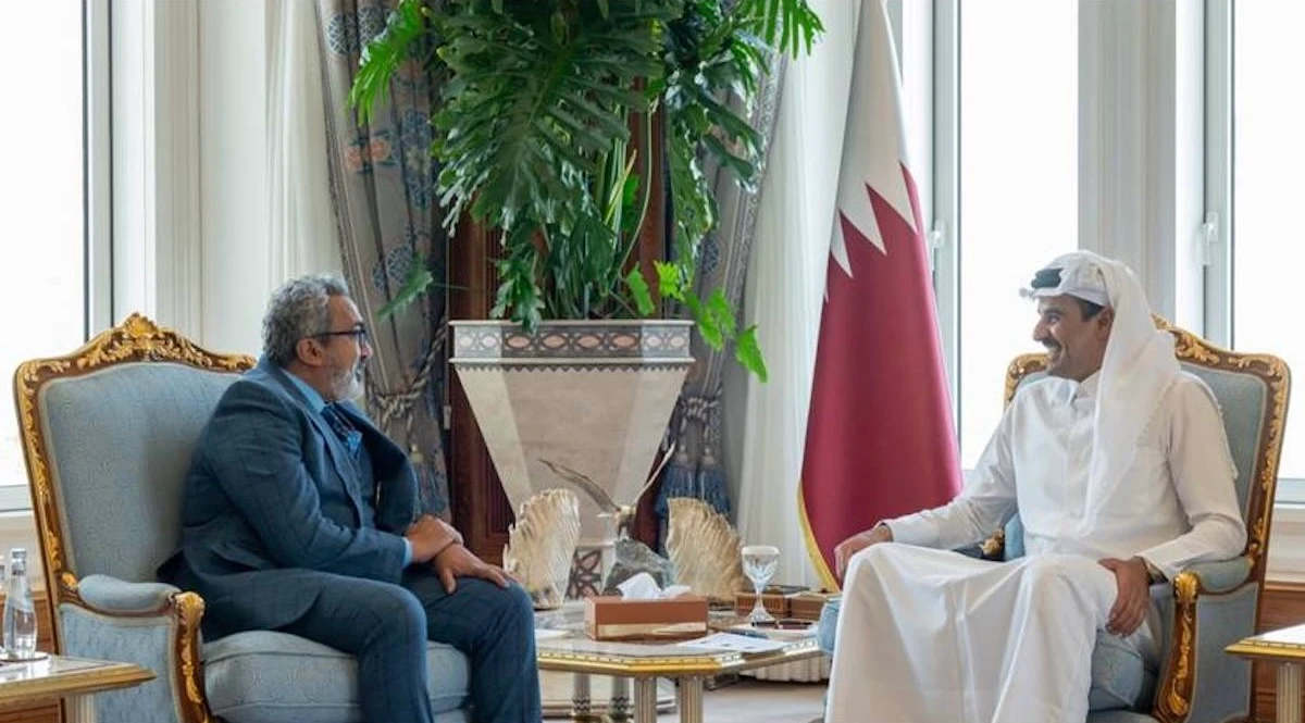 Qatar’s Emir Sheikh Tamim bin Hamad Al-Thani met a delegation of US Congress members in Doha. (QNA)