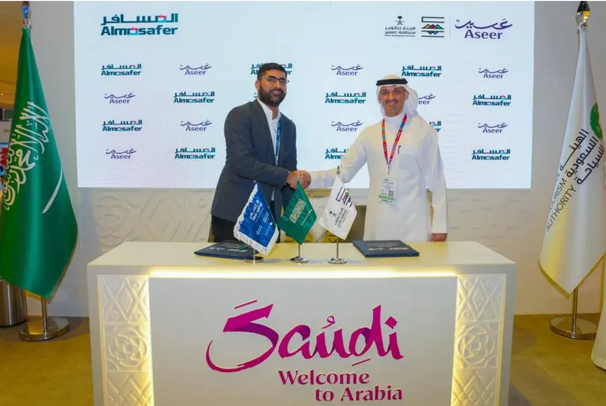 Hashim Al-Dabbagh, acting CEO of Aseer Development Authority, and Muzzammil Ahussain, CEO of Almosafer. Almosafer