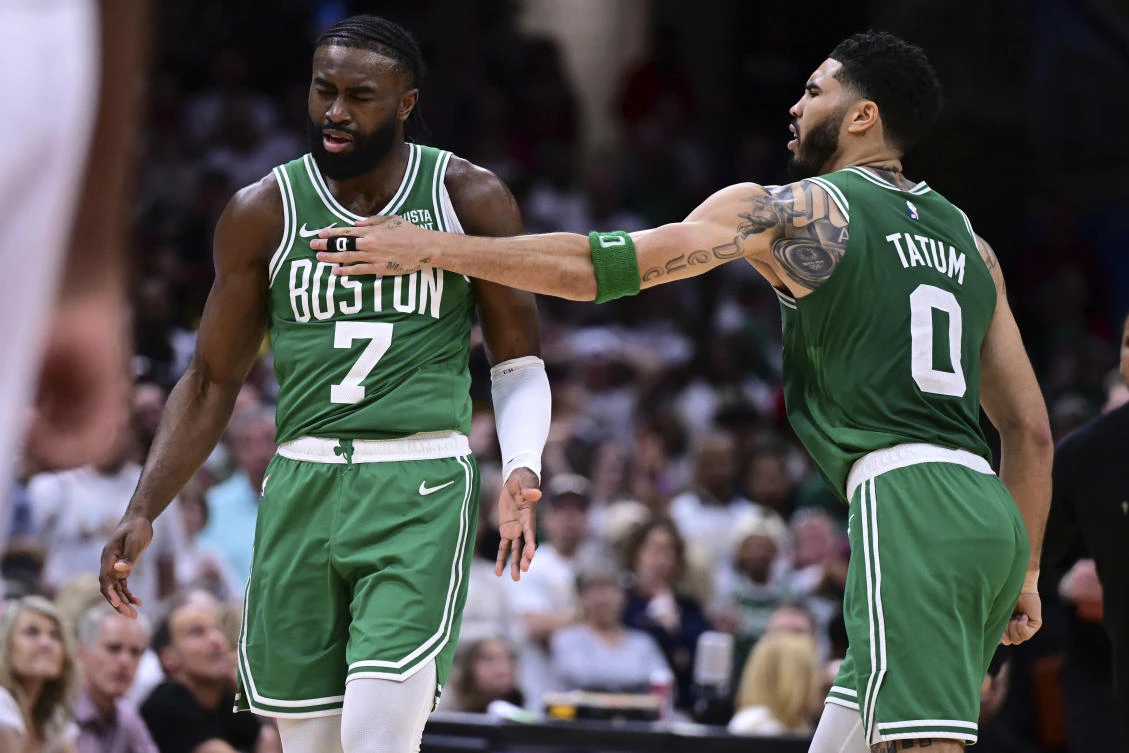 Jayson Tatum, right, scored 33 points and grabbed 11 rebounds while Jaylen Brown added 27 points for the Celtics in Game 4 of their NBA playoff series against the Cleveland Cavaliers on May 13, 2024. (AP)