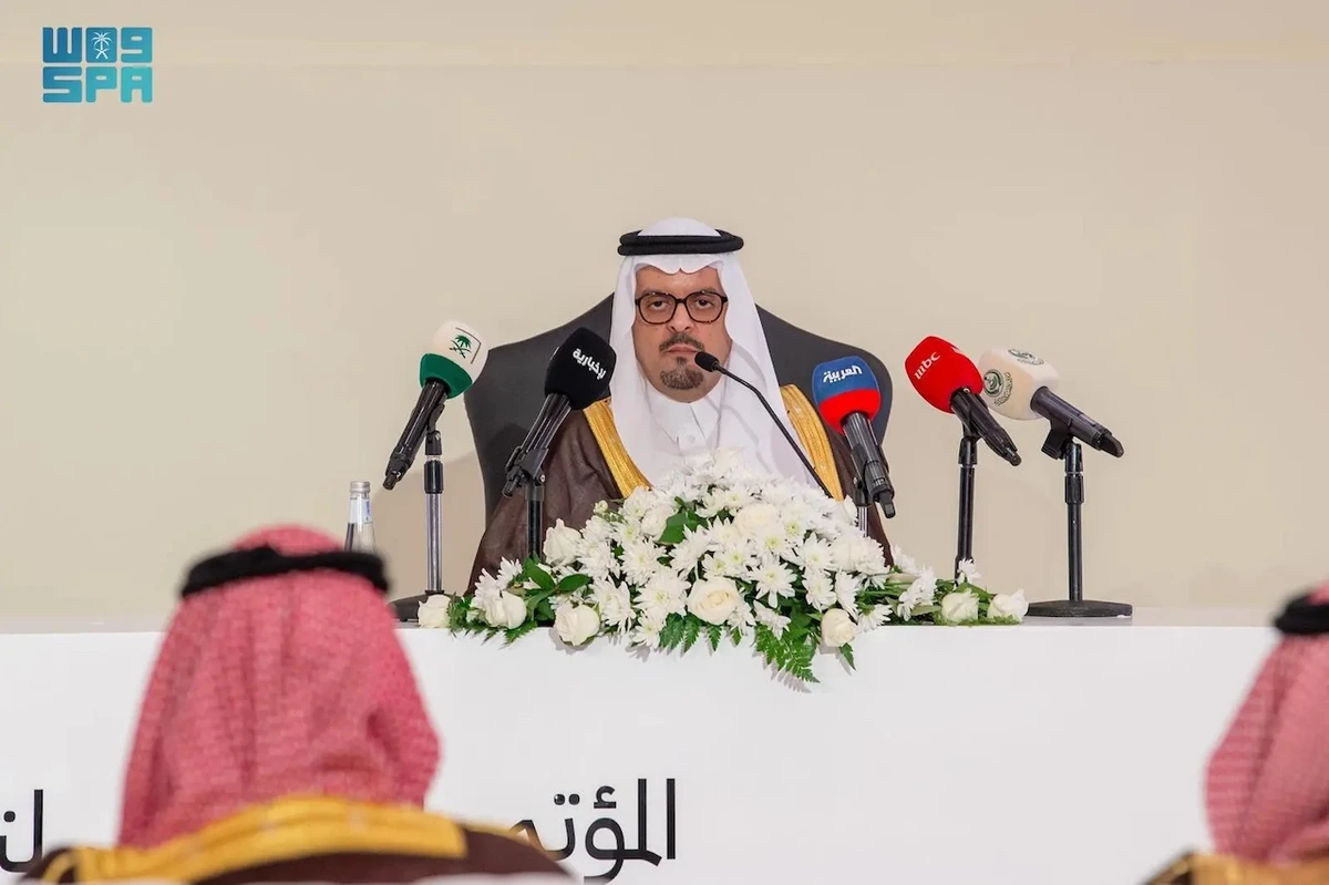 Prince Saud bin Mishaal, deputy governor of Makkah and vice chairman of the Central Hajj Committee, warned that action would be taken against those who violate the law. (SPA)