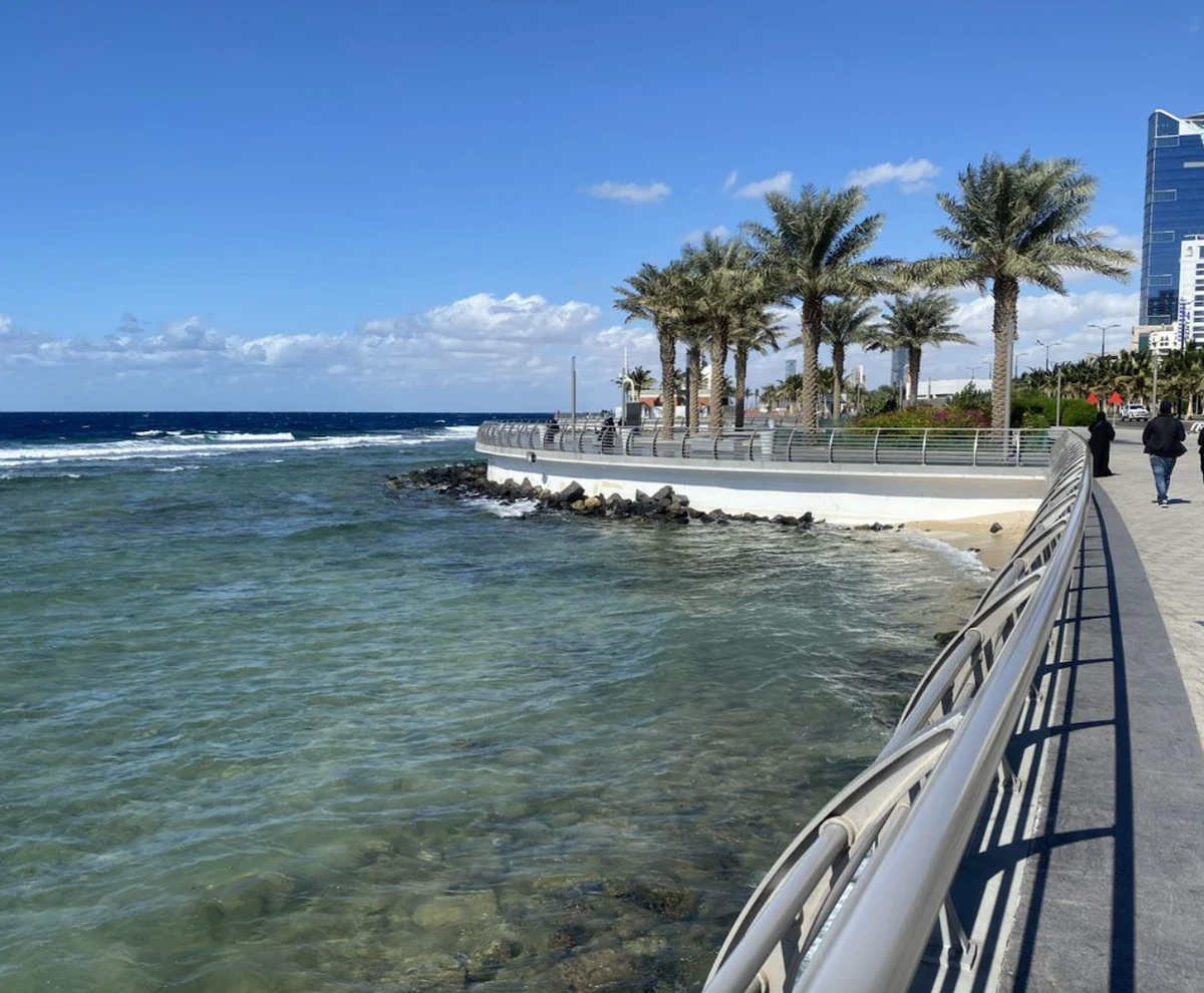 Jeddah’s popular waterfront promenade has been renovated by Saudi developer and owner ROSHN. (File/ROSHN)