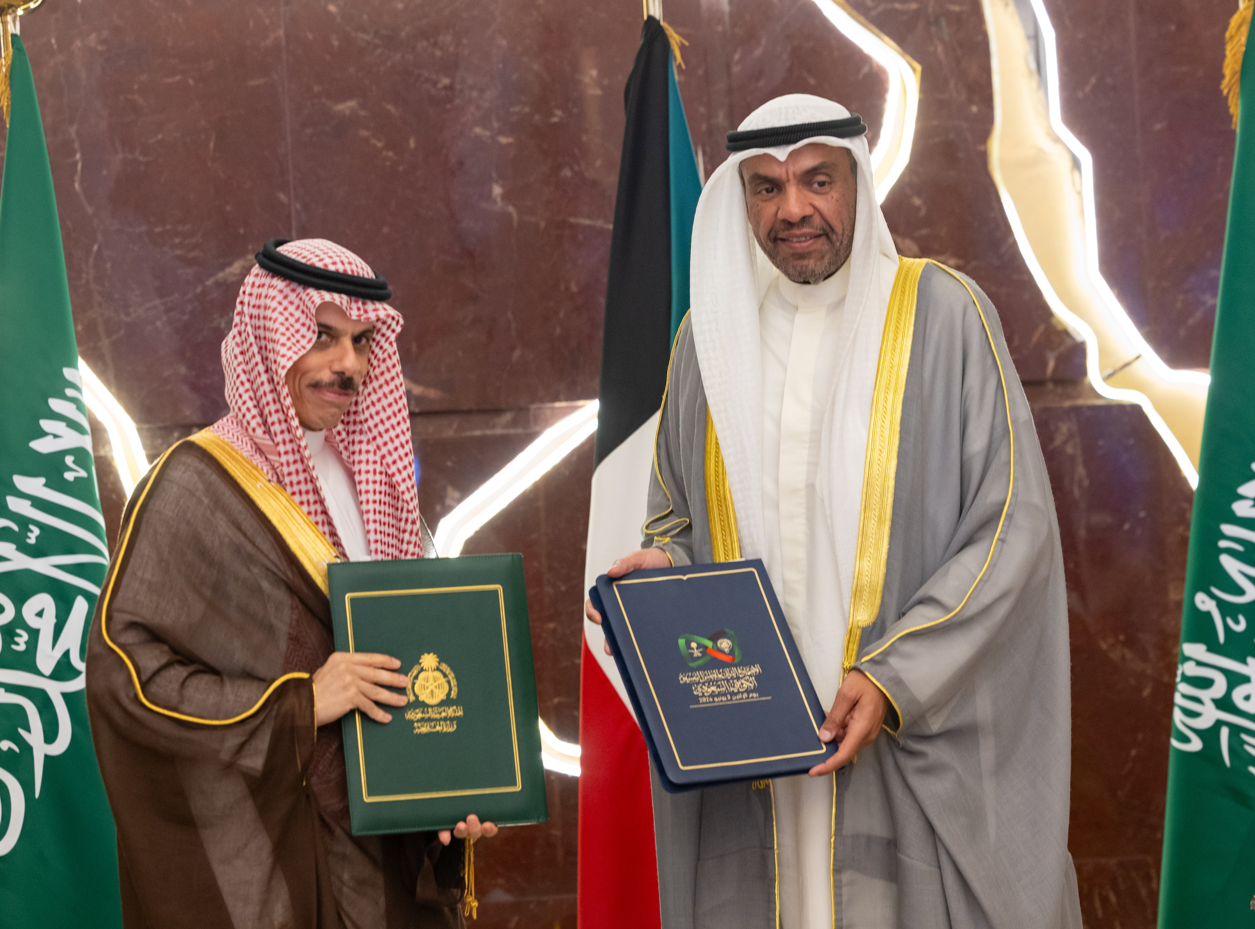 The foreign ministers of Saudi Arabia and Kuwait chair the second Saudi-Kuwaiti Coordination Council meeting on Monday. (SPA)