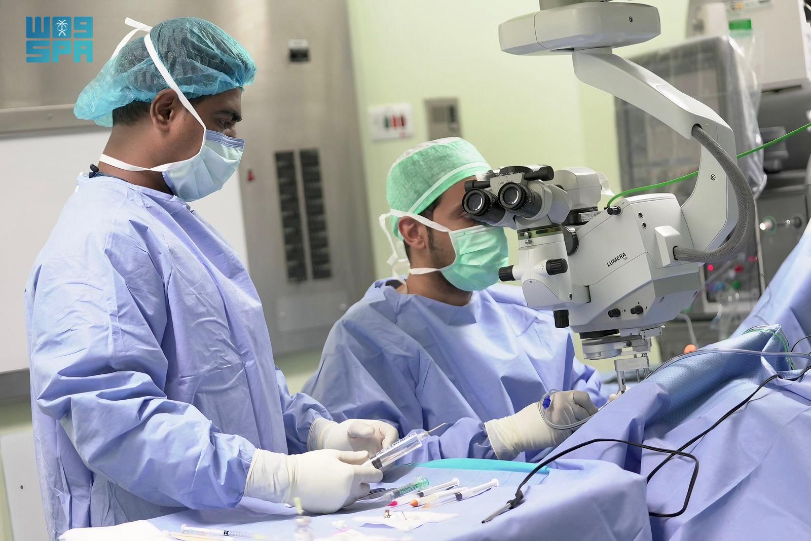 Since the beginning of this year’s Hajj season, 106 pilgrims have benefited from medical care services for dialysis patients. (SPA)