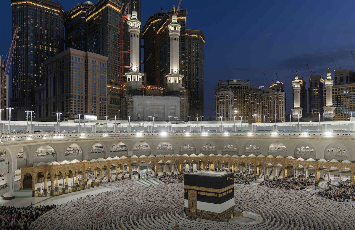 Saudi Supreme Court calls on Muslims in Kingdom to sight Dhul Hijjah crescent on Thursday evening