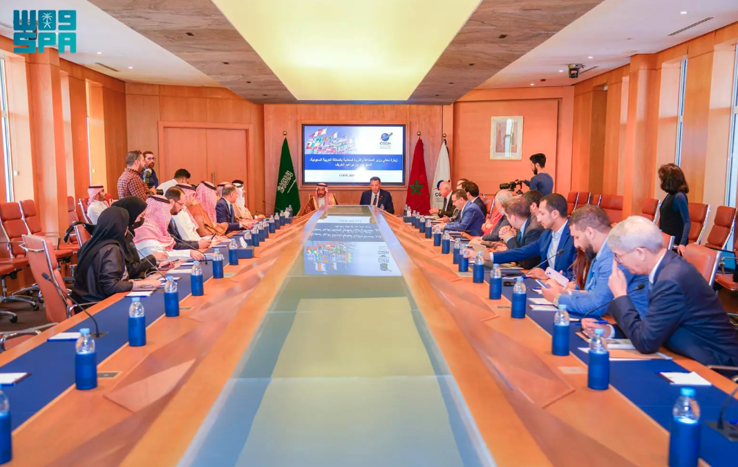 The meeting witnessed the participation of Moroccan government officials, the president of the Moroccan Enterprise Federation, in addition to the heads of Moroccan federations, and major investors in industrial and mining companies. SPA