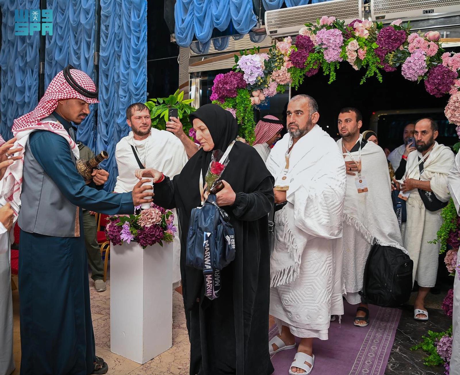 Hajj pilgrims from Russia are welcomed in Makkah on Wednesday. (SPA)