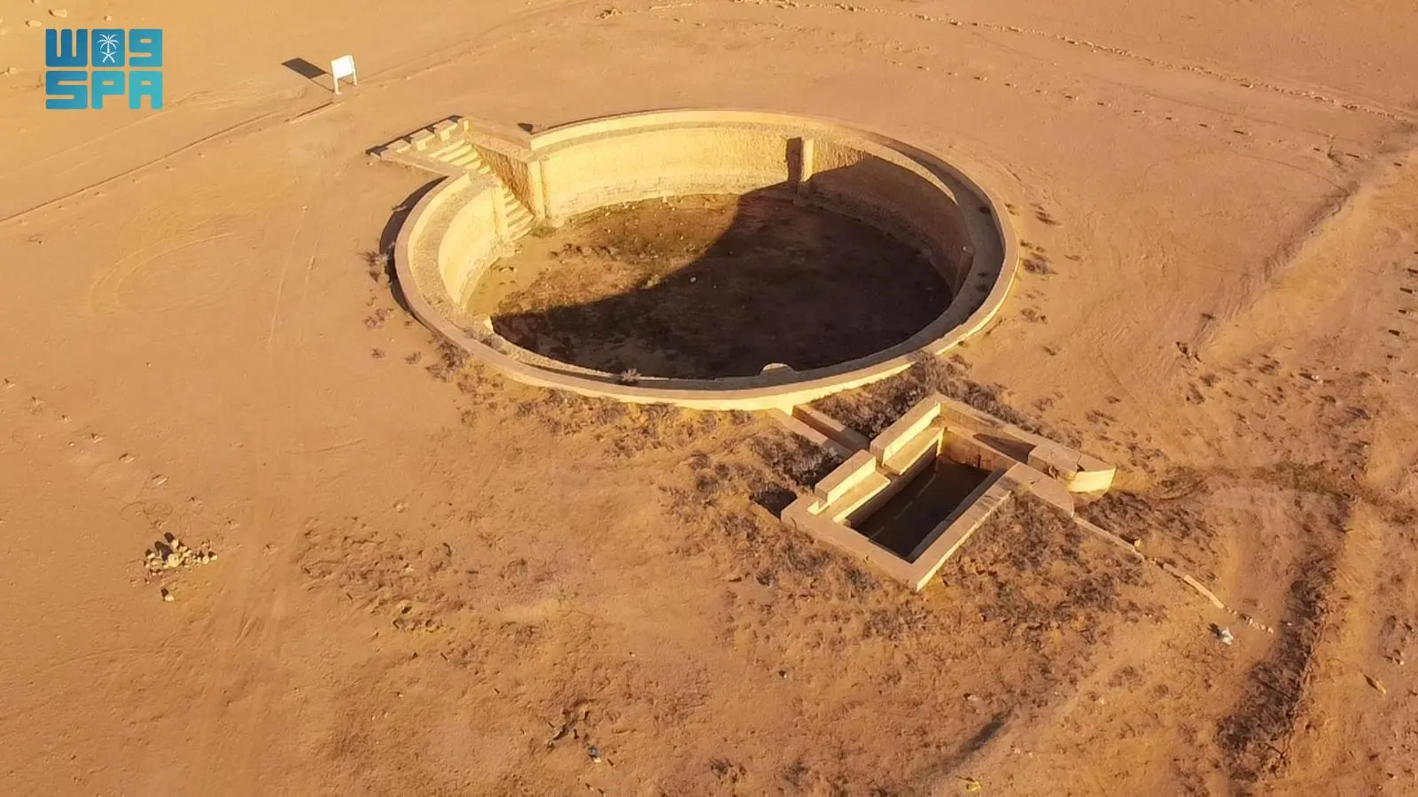 In an interview with the Saudi Press Agency, Al-Qaisi explained that Akkadian peoples, who came from the Arabian Peninsula, arrived in southern Iraq, specifically on the outskirts of the city of Uruk, via this route.(SPA)