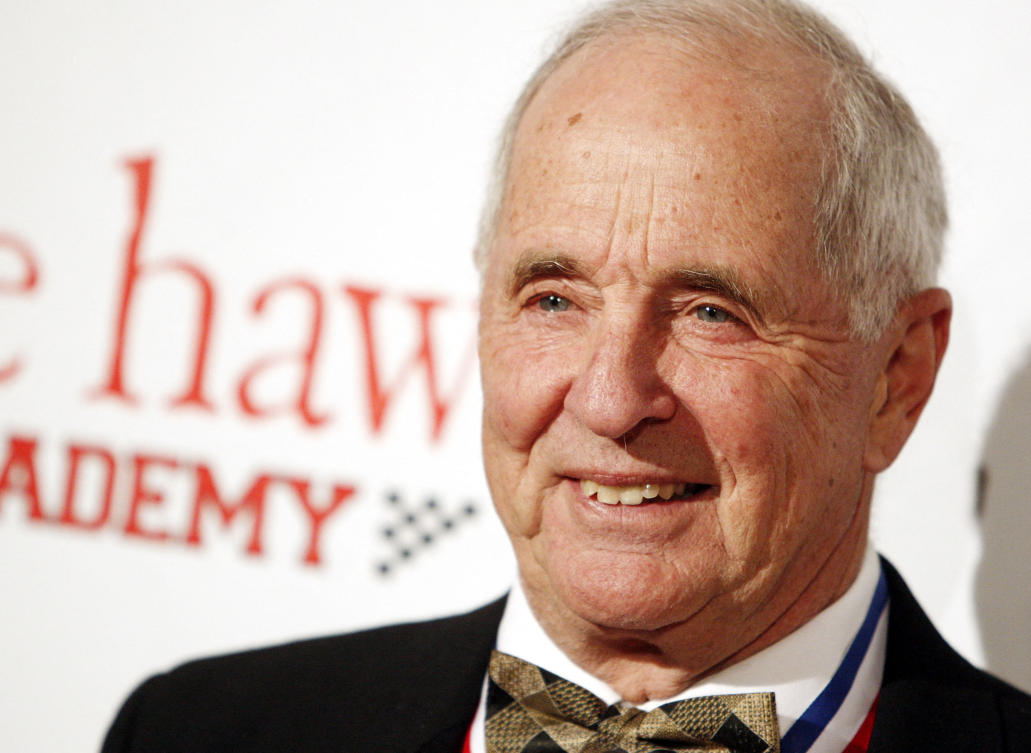 Astronaut Major General William Anders arrives at the 6th Annual Living Legends of Aviation Awards ceremony at the Beverly Hilton Hotel on January 22, 2009 in Beverly Hills, California. (AFP)