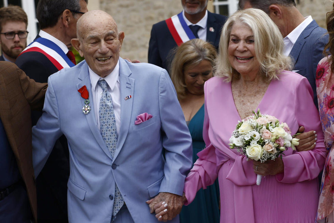 A World War II veteran, 100, just married his bride, 96, near Normandy’s D-Day beaches