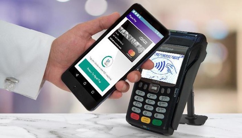 Pilgrims can now use foreign bank cards for transactions in Saudi Arabia during Hajj season. (Arab News)