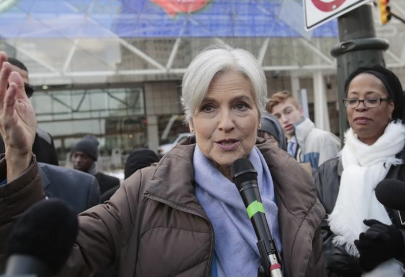 Jill Stein, who is campaigning to stand as a third-party candidate in the US presidential election in November, said that if elected she would immediately halt military support for Israel’s “apartheid government.” (Reuters/File Photo)