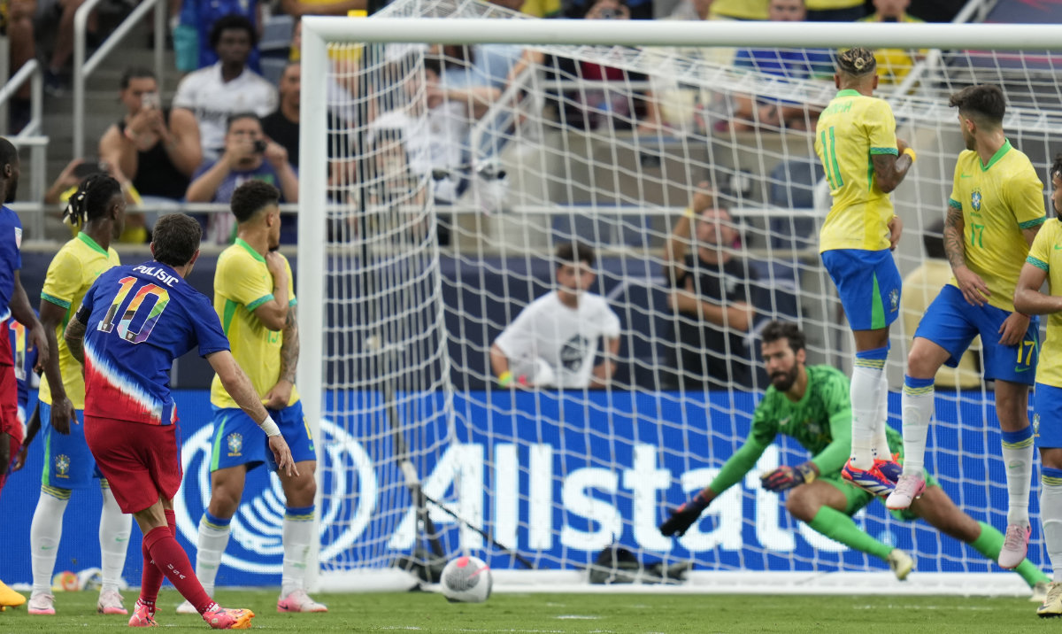 Pulisic, Turner rescue US in 1-1 draw with Brazil