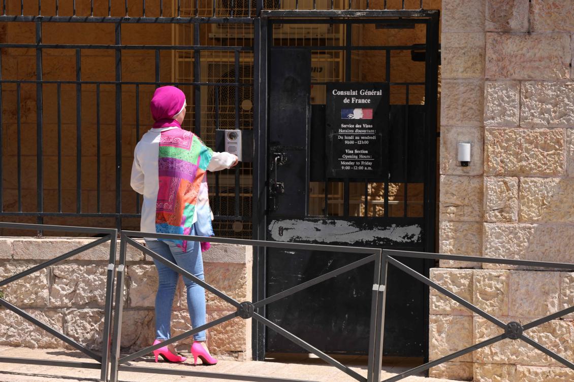 Jerusalem's deputy mayor, an ultranationalist Israeli politician, has asked for rubbish not to be collected from the French consulate (pictured above) after Paris barred Israeli firms from an arms show. (AFP)