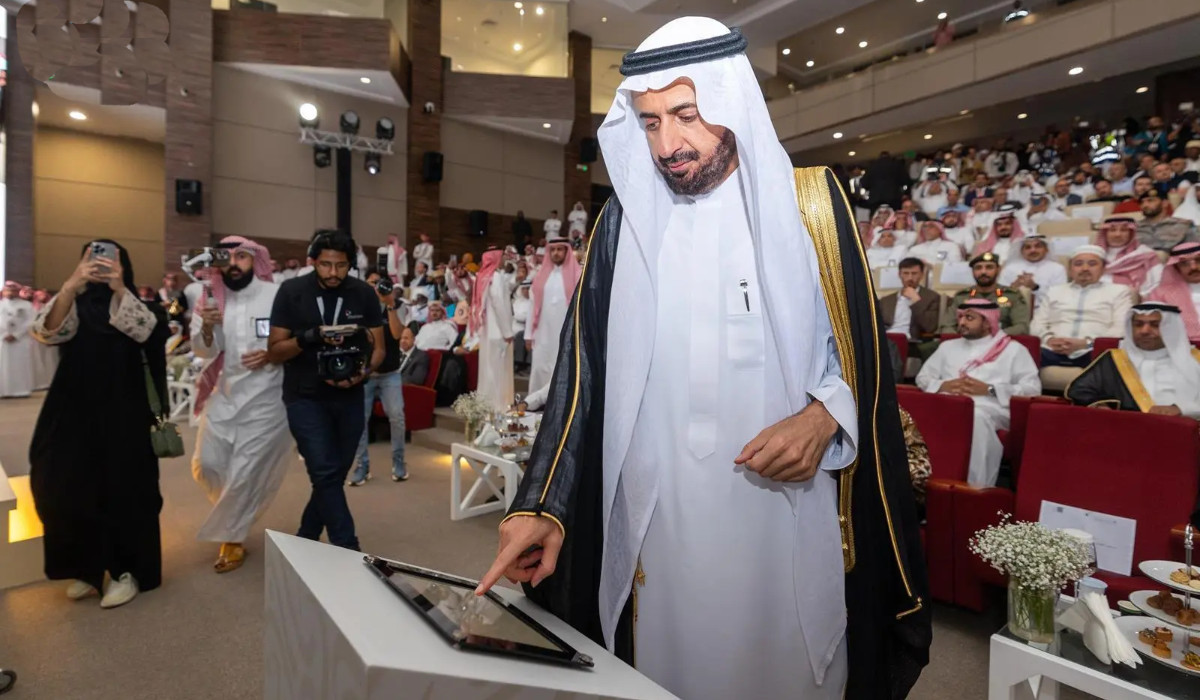 The Saudi Minister of Hajj and Umrah Tawfiq Al-Rabiah announced July 20, 2024 as the date to begin preparations for Umrah season. (SPA)