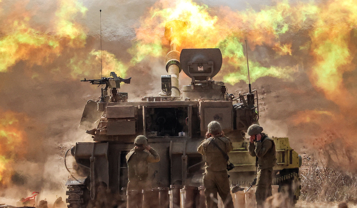 An Israeli army M109 155mm self-propelled howitzer fires rounds near the border with Gaza in southern Israel on October 11, 2023. (AFP file photo)
