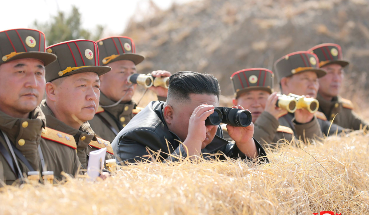 North Korean leader Kim Jong Un (C) inspecting an artillery fire competition between large combined units of the Korean People's Army (KPA) on the western front. (AFP file photo)