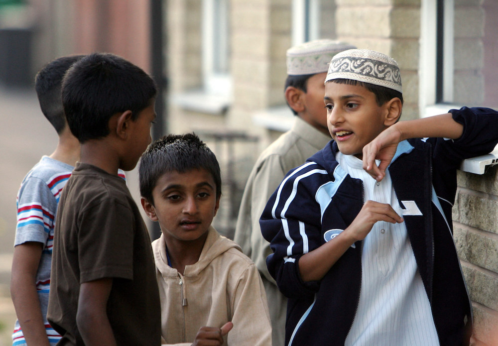 Adel Abdel Bary, a former aide to Osama bin Laden, wants to teach British Muslim children ‘skills’ and a ‘vision’. Above, Muslim children at the Little Harwood Community Centre in Blackburn, northwest England on Oct. 13, 2006. (AP file photo)