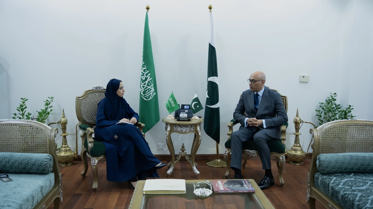 Ahmad Farooq, Pakistan’s ambassador to Saudi Arabia, sits down for an interview with Arab News. (AN photo/Loai El-Kellawy)