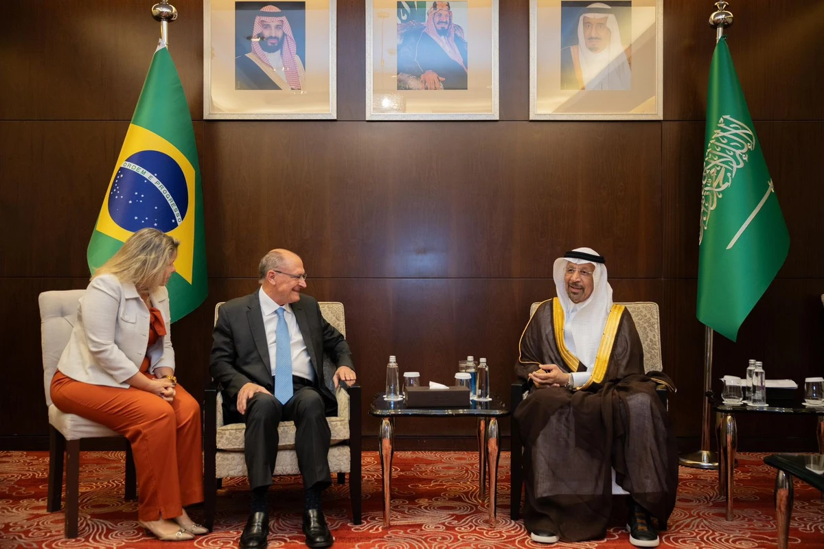 A bilateral meeting was held between Saudi Arabia’s Minister of Investment, Khalid Al-Falih, and Brazil’s Vice President and Minister of Development, Industry, Trade, and Services, Geraldo Alckmin, to strengthen trade ties. Supplied
