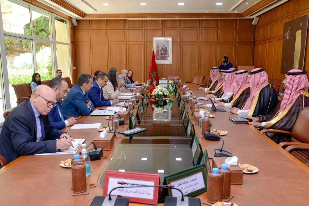 Saudi Minister of Industry and Mineral Resources Bandar Alkhorayef began his official visit to Rabat on June 3.