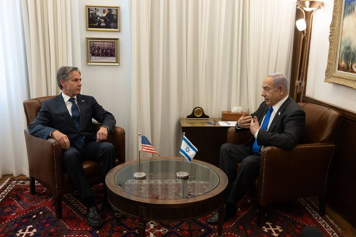 Blinken meets with Netanyahu in Israel and urges Hamas to accept ceasefire proposal