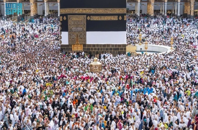Neurosurgeons at King Abdulaziz Hospital saved an Ethiopian pilgrim’s life after he suffered a subdural hemorrhage, the Saudi Press Agency reported on Wednesday. (SPA)