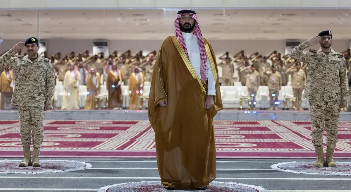 Prince Abdullah bin Bandar inspected National Guard forces on Wednesday. (SPA)