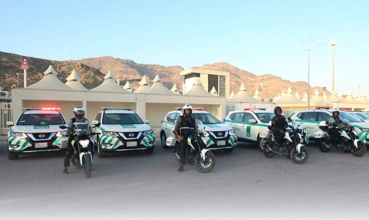 A fleet of more than 80 vehicles and motorcycles of Najm are carrying out field operations and serving pilgrims, ensuring the fastest possible response in case of an accident.