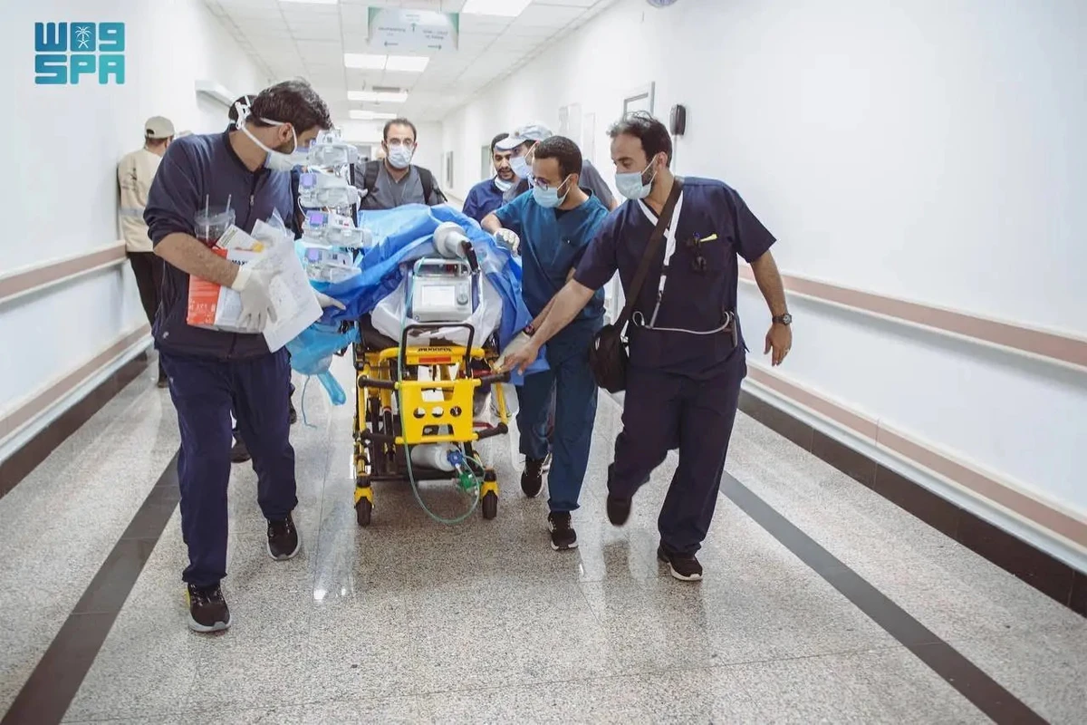 Some 4,082 pilgrims had been admitted by hospitals and medical centers in the holy sites to receive the necessary health care. (SPA)
