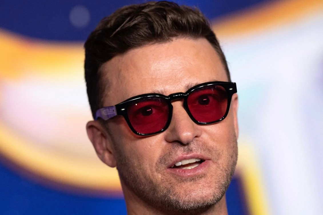 Singer Justin Timberlake charged with driving while intoxicated in the Hamptons