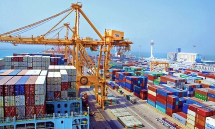 King Abdulaziz Port boosts infrastructure with new cranes, enhancing global maritime hub status