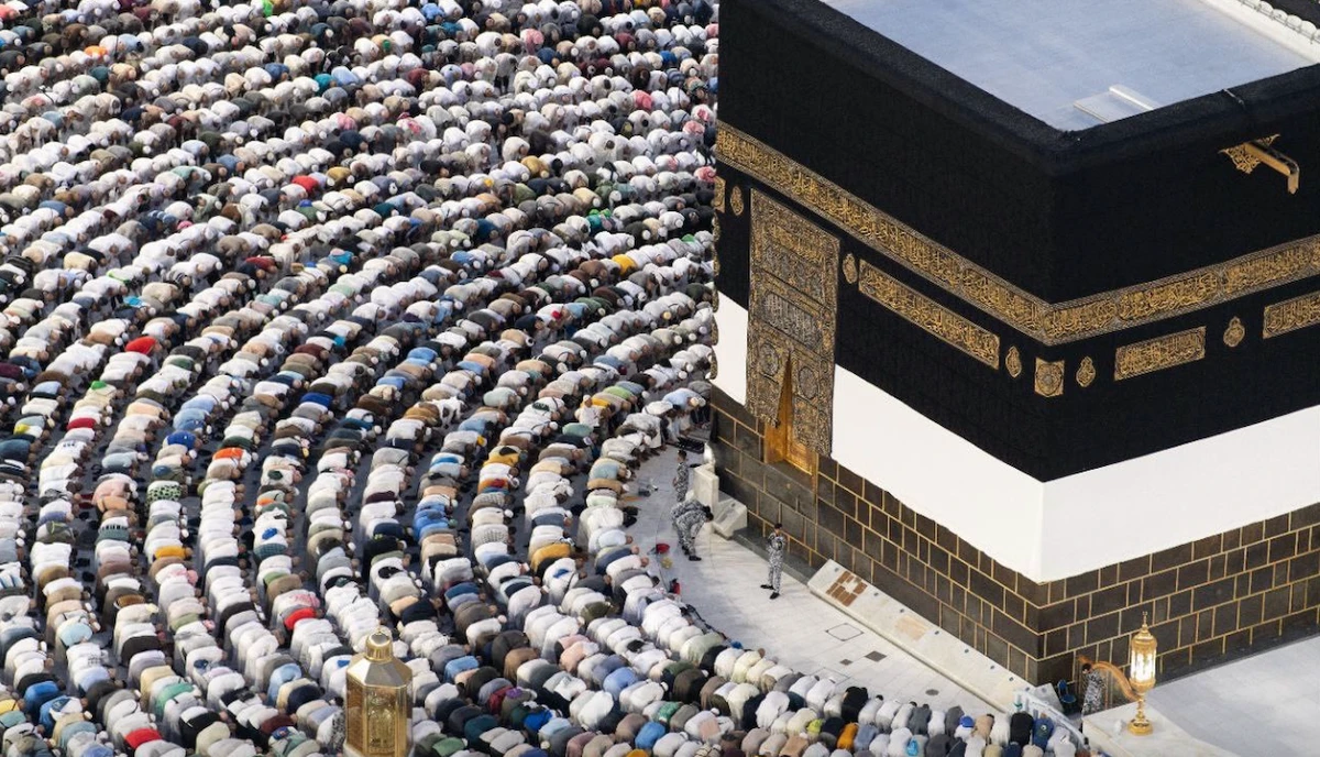Saudi Arabia’s Ministry of Hajj and Umrah has started issuing Umrah visas for the post-Hajj season. (@AlharamainSA)