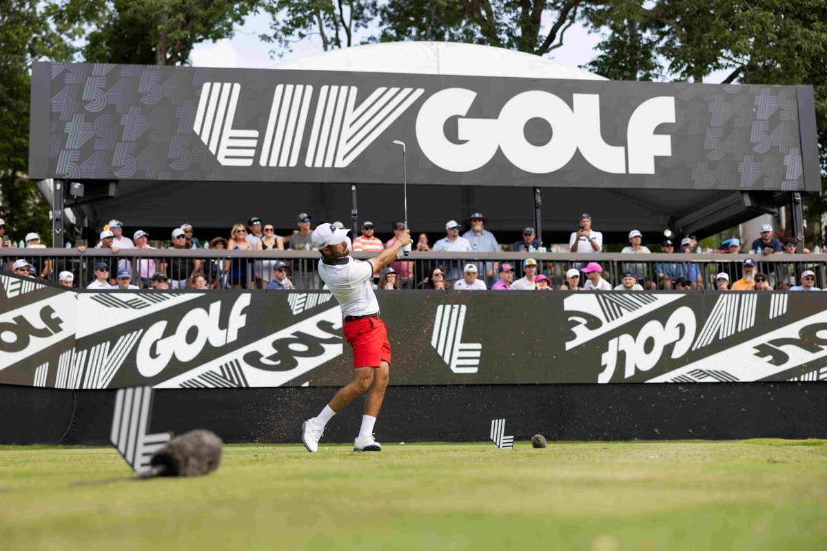 Abraham Ancer of Fireballs GC grabbed the first-round lead at LIV Golf Nashville with a bogey-free 7-under 64. (Chris Trotman/LIV Golf)