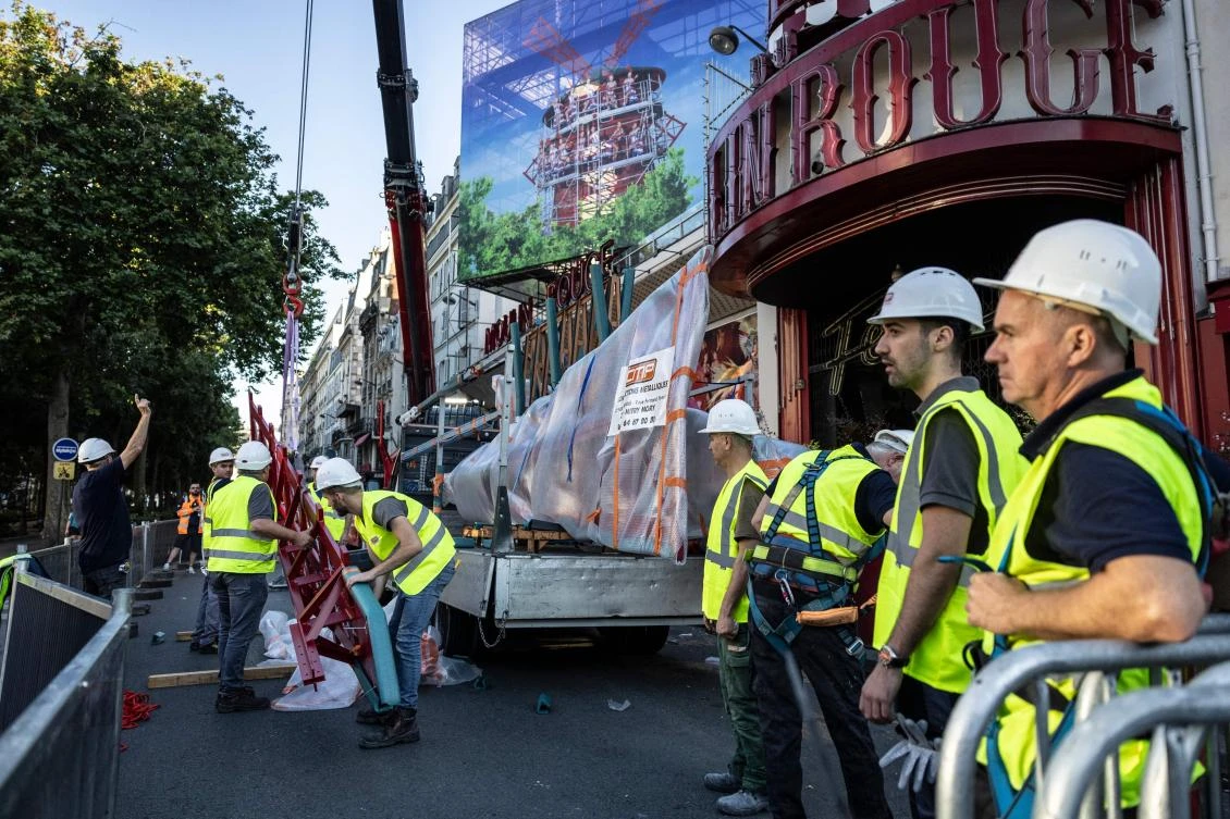 Paris’s Moulin Rouge gets new sails in time for Olympics